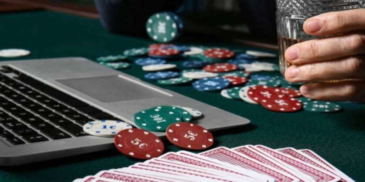 Mastering the Art of Online Baccarat: Tips and Tricks