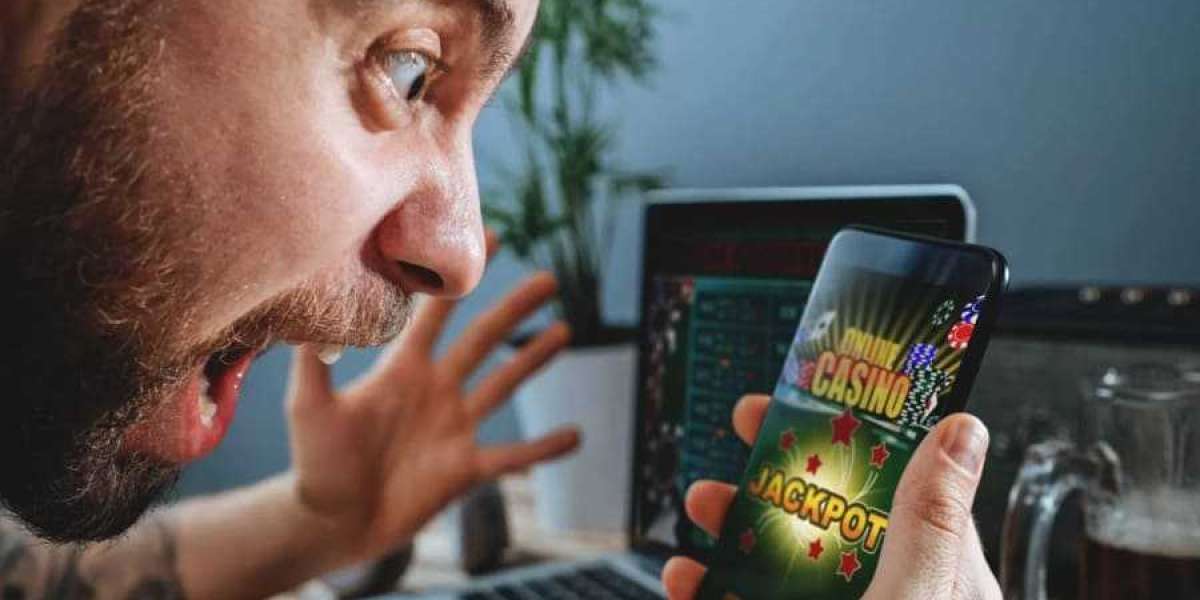 Mastering How to Play Online Baccarat: A Beginner's Guide